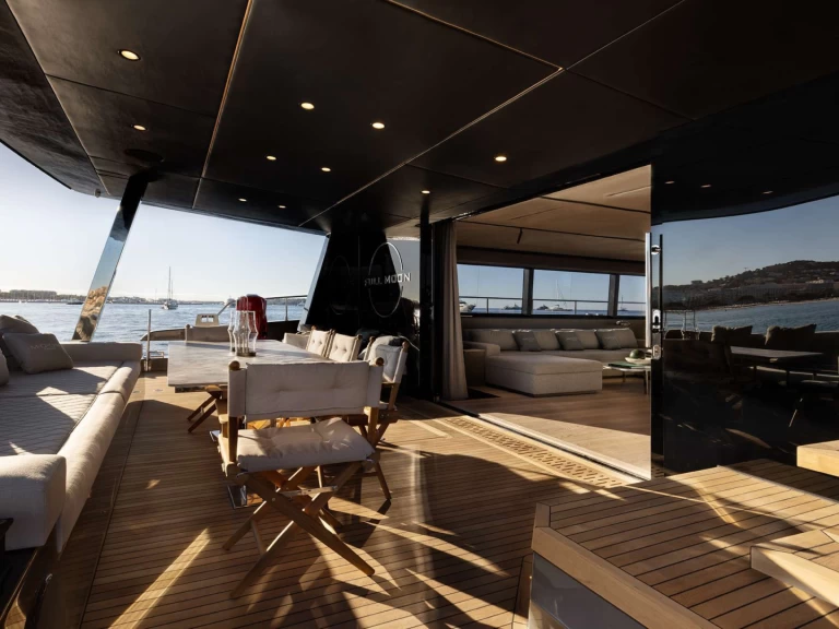 Pronajmout si Moon Yacht Arctic Moon v Exuma District