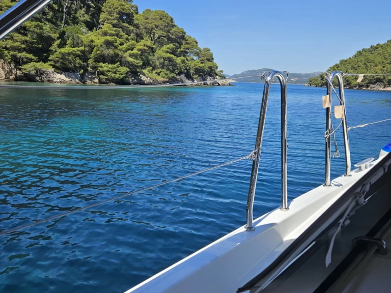 Pronájem lodi Jeanneau Sun Odyssey 380 v Dubrovník na Samboatu