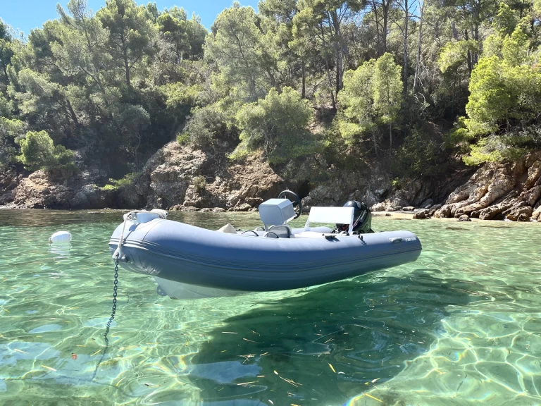 Pronájem lodi Four SEAS  RIB ALU 360 v Le Lavandou na Samboatu