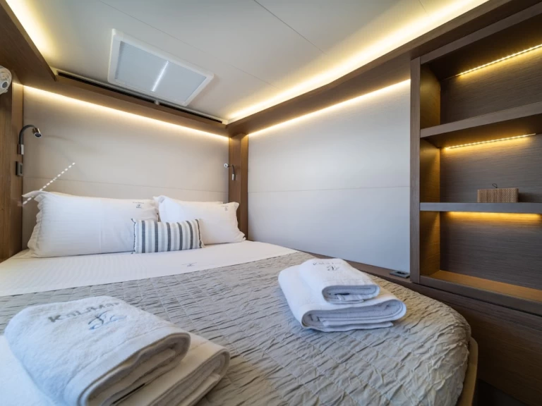 Katamarán k pronájmu v Alimos za nejlepší cenu