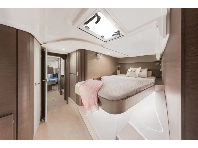 Pronájem lodi Preveza lákavé ceny Bali Catspace Voile