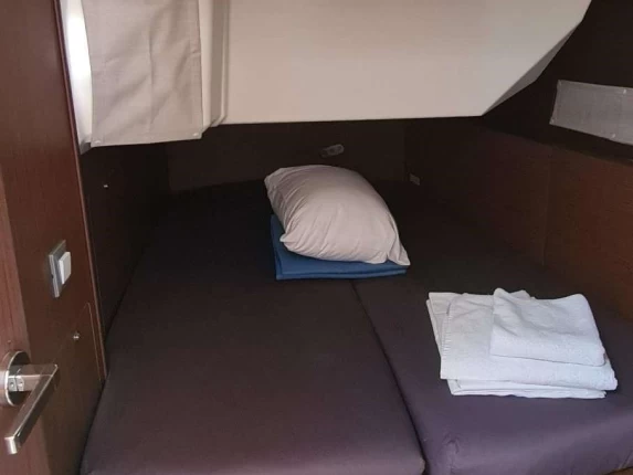 Pronájem Plachetnice Bénéteau s licencí