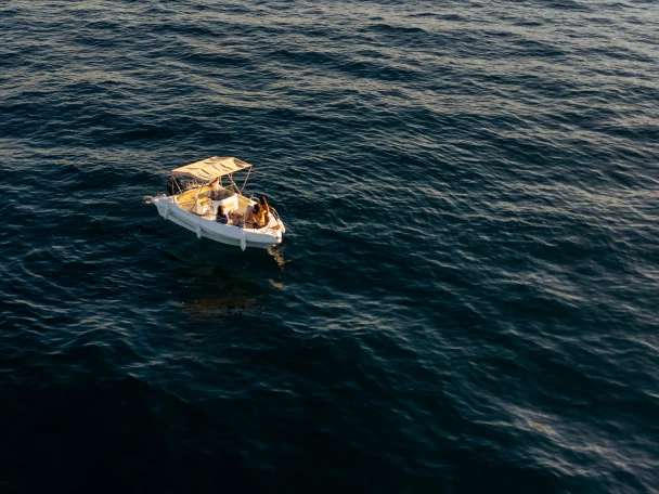 Motorová loď k pronájmu v Taormina za nejlepší cenu