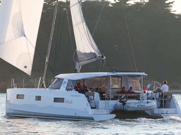 Pronájem jachty v Tribunj -Bavaria Nautitech 40 open NEW - 4 + 2 cab. na Samboatu