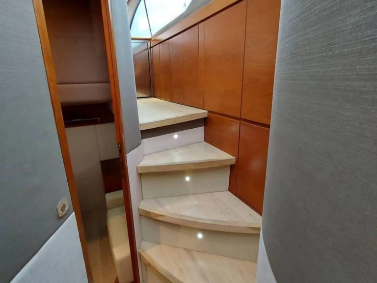 Pronájem lodi Intermarine Inter mare 50 Fly  v Portisco na Samboatu