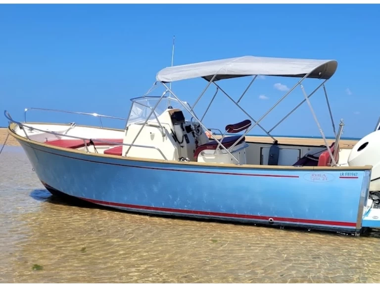 Rhea Open 23 jednotlivci a charterové společnosti v Saint-Martin-de-Ré