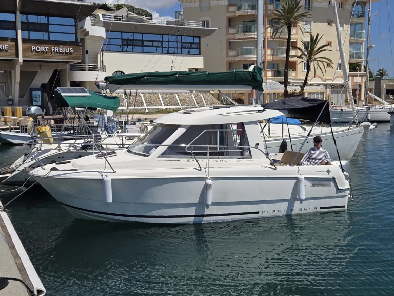 Pronájem lodi Jeanneau Merry Fisher 645 v Antibes na Samboatu