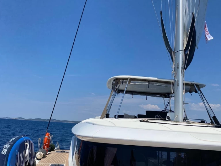 Pronájem lodi Lagoon Lagoon 46 v Rogoznica na Samboatu