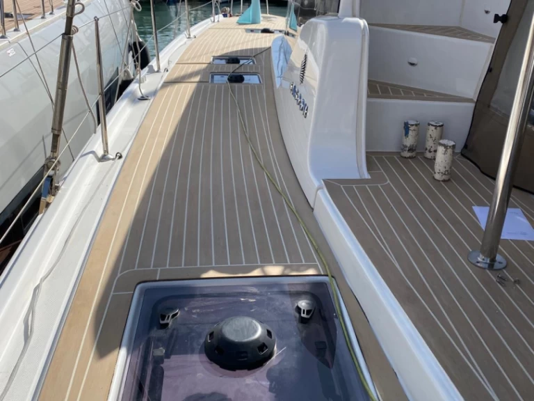 Katamarán k pronájmu v Rogoznica za nejlepší cenu