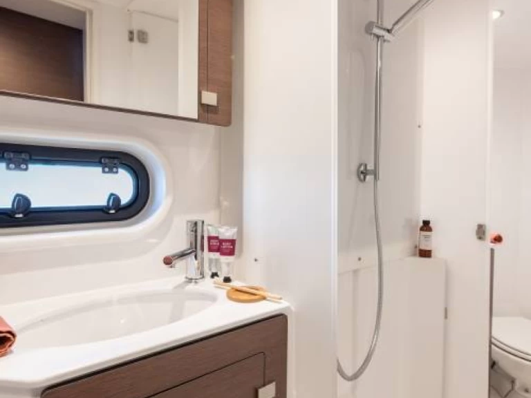 Pronájem lodi Bali Bali 4.2 v Procida na Samboatu