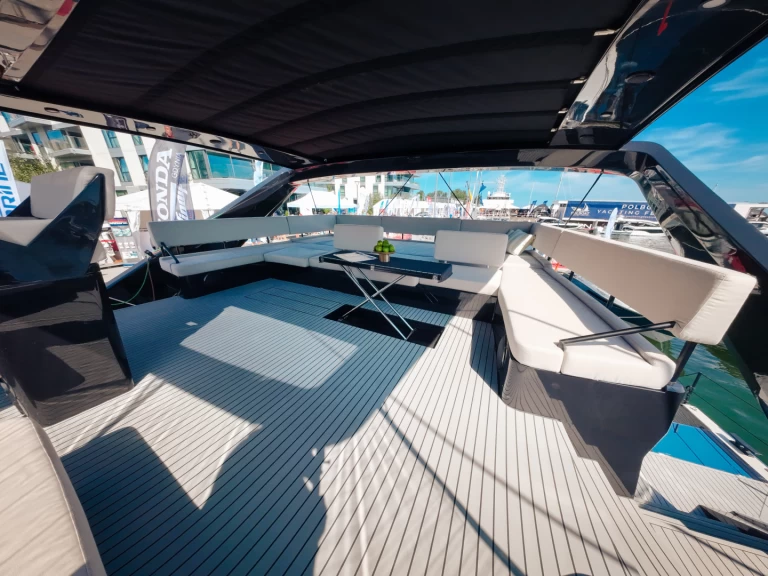 Katamarán k pronájmu v Paradise Island za nejlepší cenu