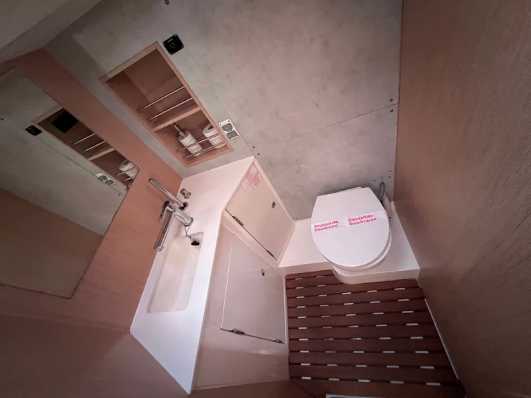 Pronájem Plachetnice v Loutraki-Agioi Theodoroi -Bavaria Bavaria C42