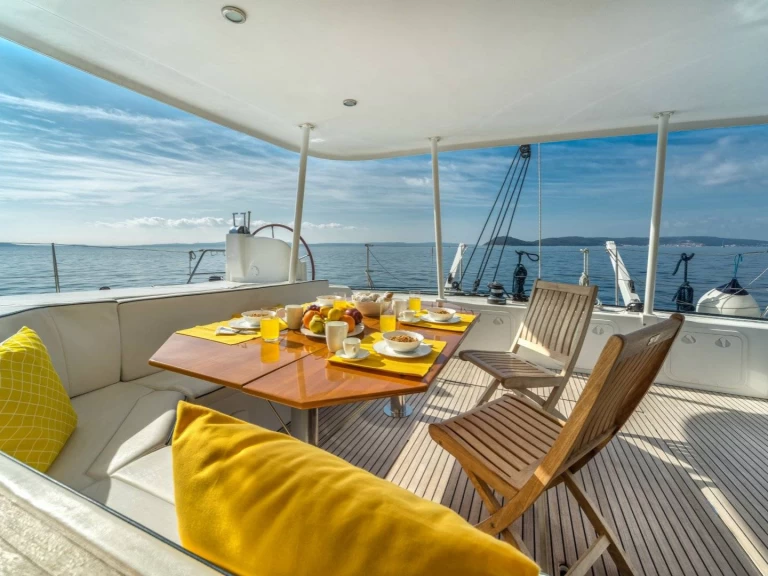 Pronajmout Katamarán se skipperem či ne Lagoon v La Ciotat