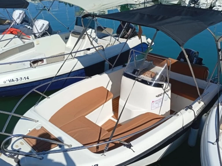 Pronájem Motorová loď v Malaga -Mareti 450 CC OPEN