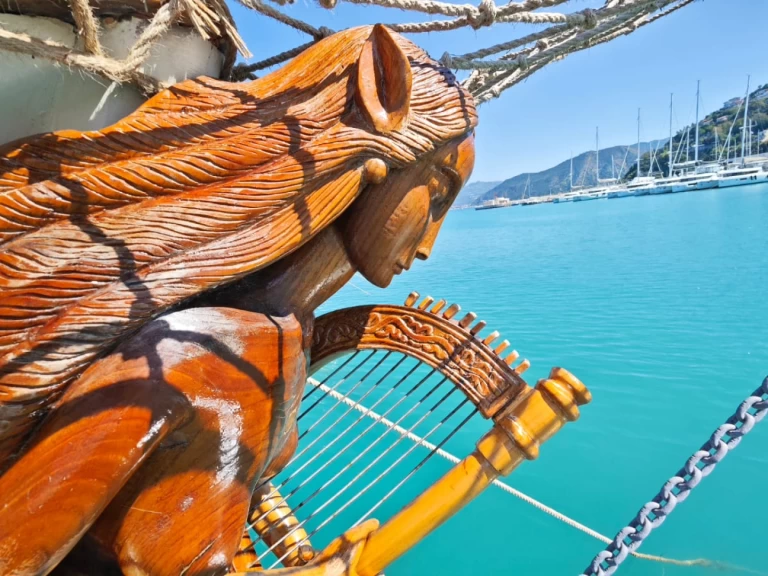 Custom Gulet-Motor Sailor custom gulet jednotlivci a charterové společnosti v Capo d'Orlando