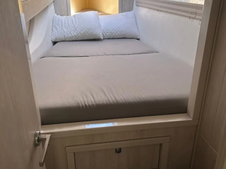 Pronájem lodi Leopard Leopard 434 PC v Preveza na Samboatu