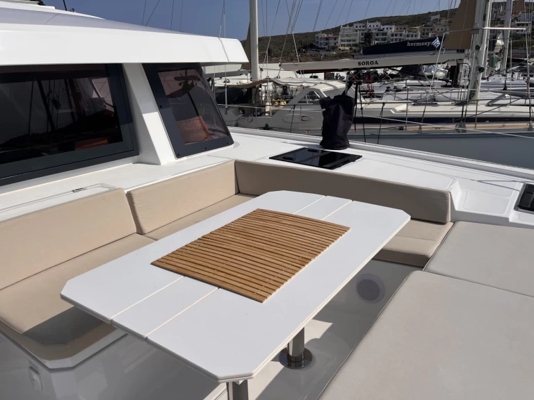 Pronájem Katamarán Bali s licencí