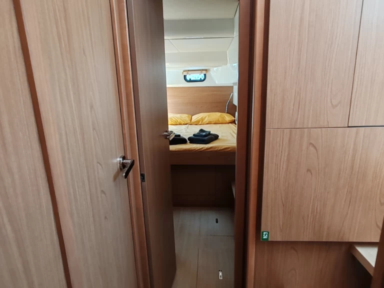 Pronájem jachty v Golfo Aranci -Bali Bali Catsmart na Samboatu