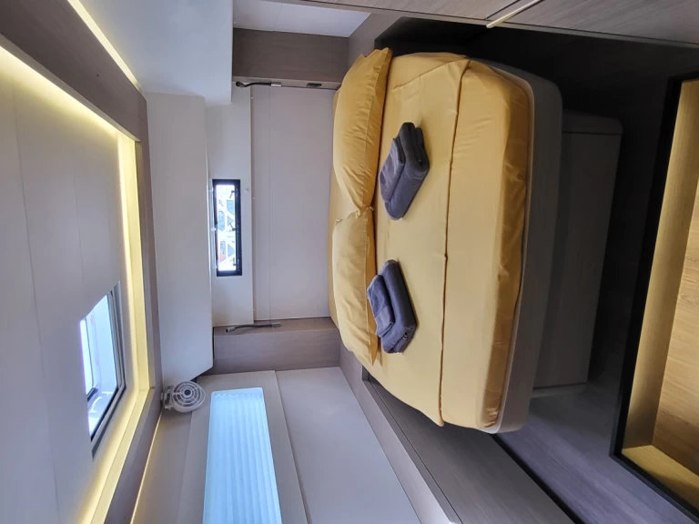 Pronájem Katamarán Lagoon s licencí