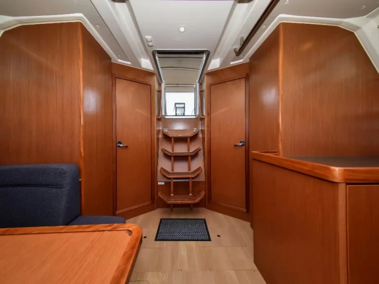 Plachetnice k pronájmu v Barcelona za nejlepší cenu