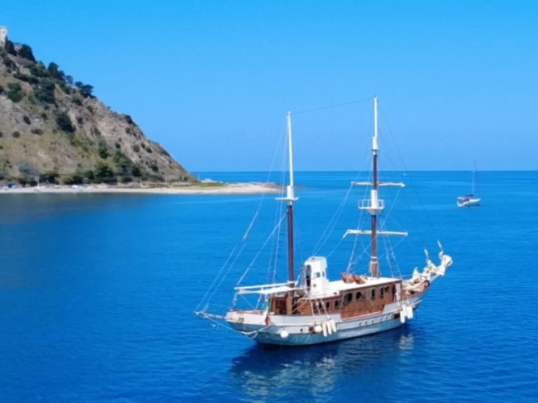 Pronájem lodi Custom Gulet-Motor Sailor custom gulet v Capo d'Orlando na Samboatu