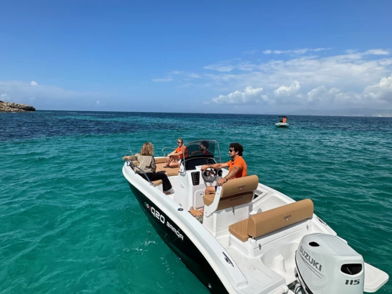 Pronajmout si Barqa Q20 v s'Arenal