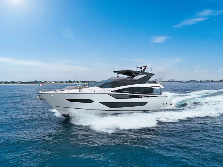 Sunseeker Dolce Far Niente jednotlivci a charterové společnosti v Bahamy