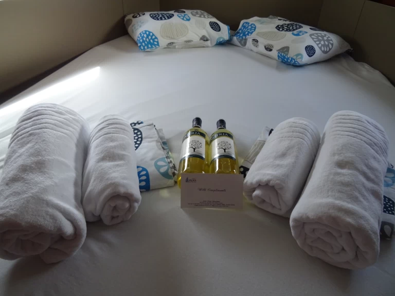 Pronájem lodi Lefkáda lákavé ceny Oceanis 38