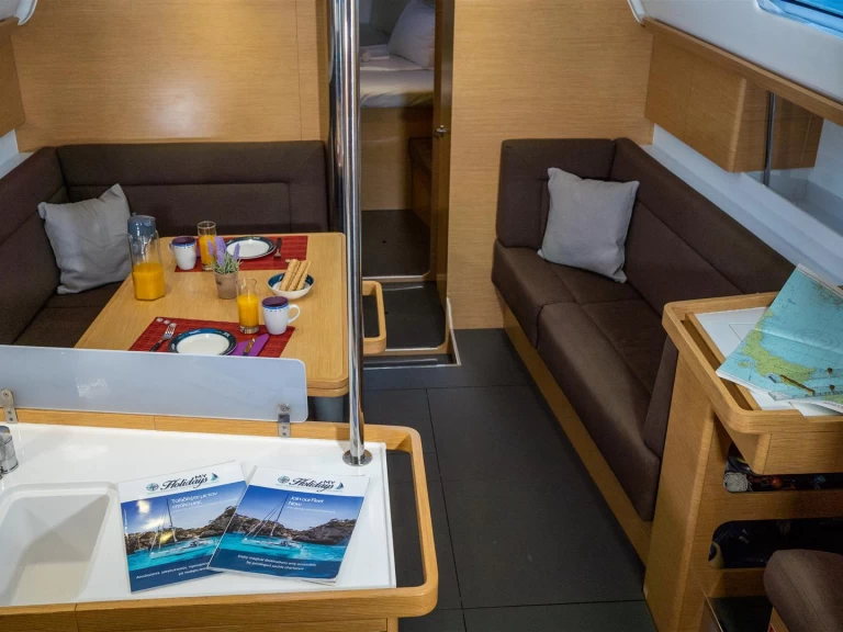 Pronajmout si Elan Impression 45 v Lefkáda