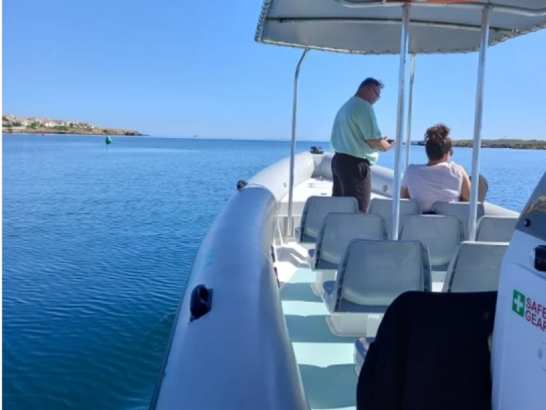 Pronájem Polotuhá loď Hydrosport s licencí