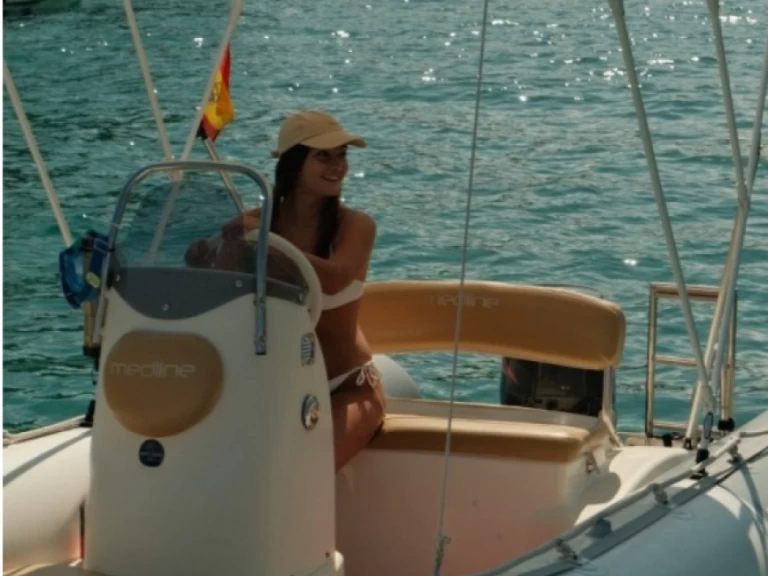 Pronájem lodi Zodiac Medline 500 v Port d'Addaia (City) na Samboatu