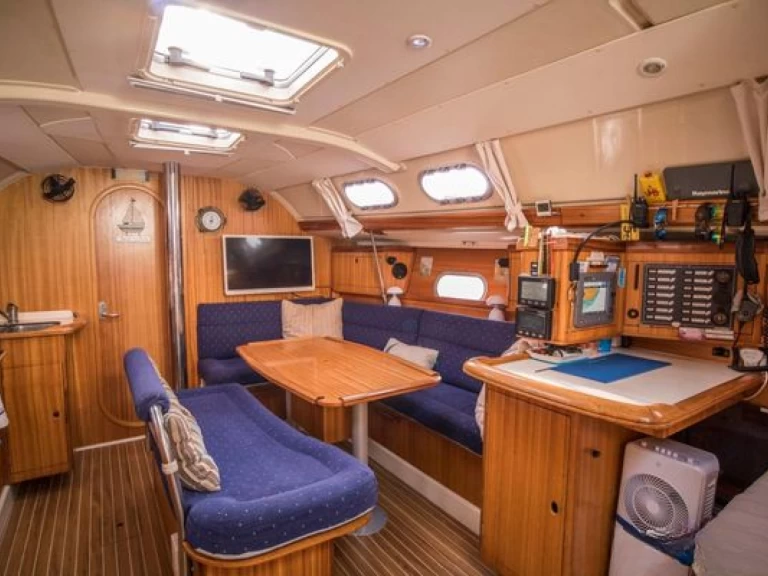 Pronajmout Plachetnice se skipperem či ne Dufour Gib sea v Valencie