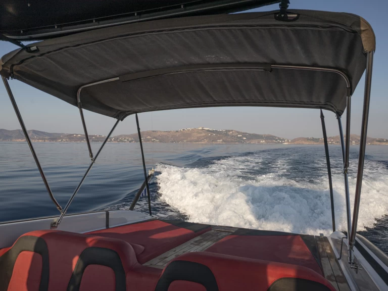 Pronájem lodi Patmos lákavé ceny Omega 41