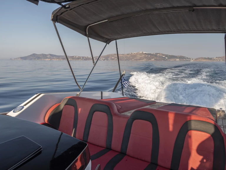 Pronájem Polotuhá loď v Patmos -Technohull Omega 41
