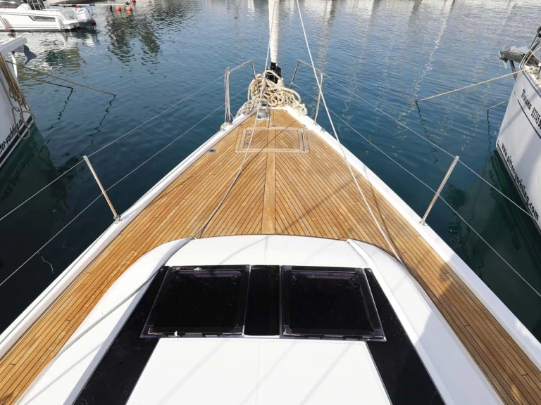 Pronájem Plachetnice Bénéteau s licencí