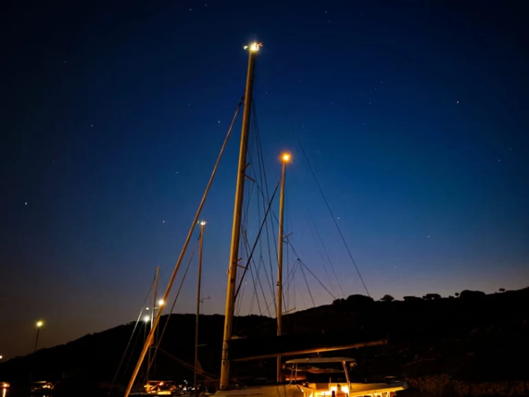 Pronájem Katamarán Lagoon s licencí