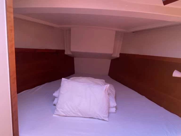 Pronájem lodi Pula lákavé ceny Hanse 430e