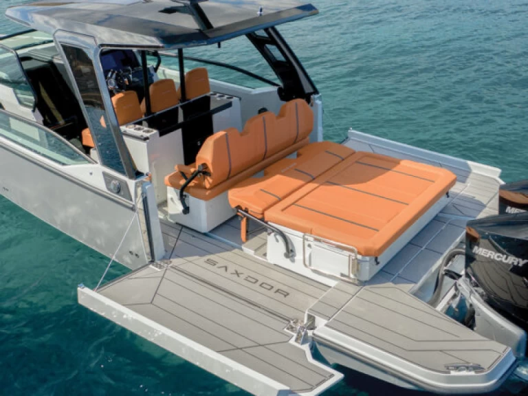 Pronájem lodi Cannes lákavé ceny Saxdor 320 GT