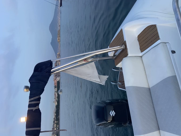 Pronájem lodi Sacs Madras 7.50 v Neapol na Samboatu