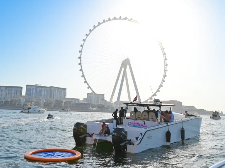 Pronajmout Katamarán se skipperem či ne Catamaran v Dubai