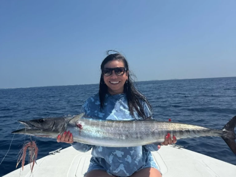 Pronájem Motorová loď Touring 24 s licencí