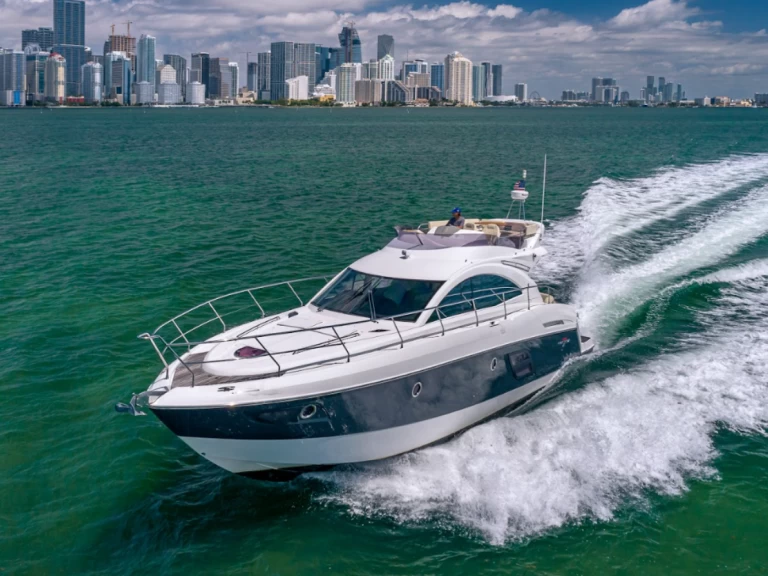 Pronájem lodi Bénéteau 52 GT FLYBRIDGE  v Miami Beach na Samboatu