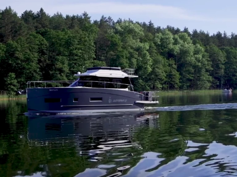 Pronájem Jachta Cobra Yachts s licencí