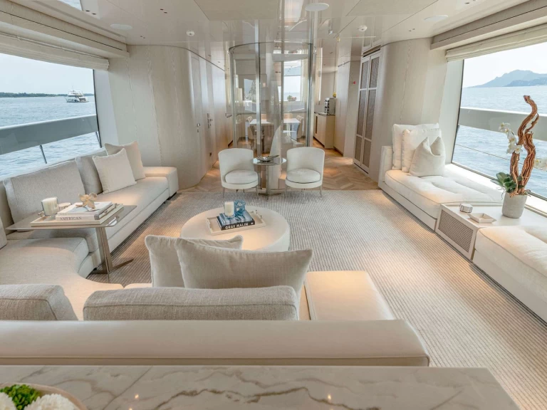 Pronajmout si San Lorenzo NECTAR v Nassau