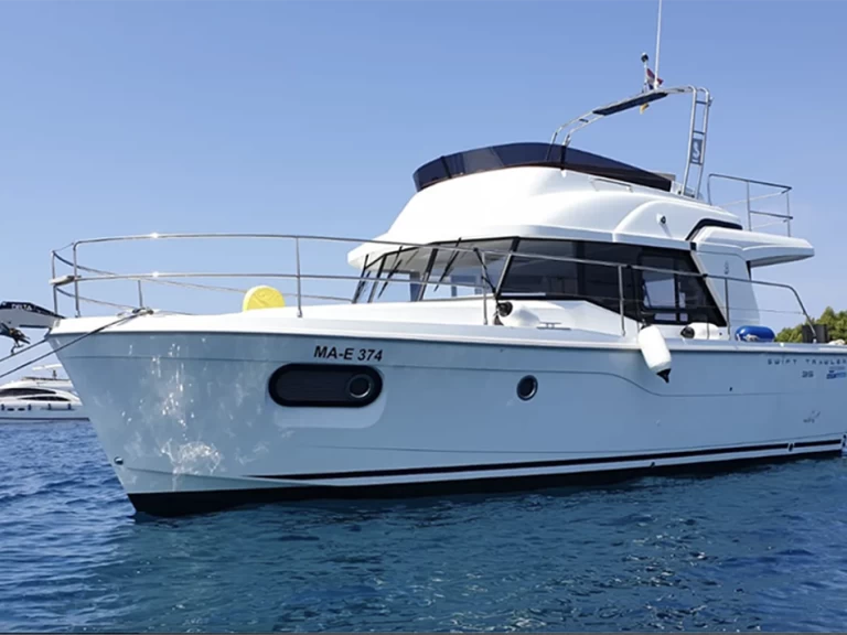 Pronájem lodi Bénéteau Swift Trawler 35 v Biograd Na Moru na Samboatu