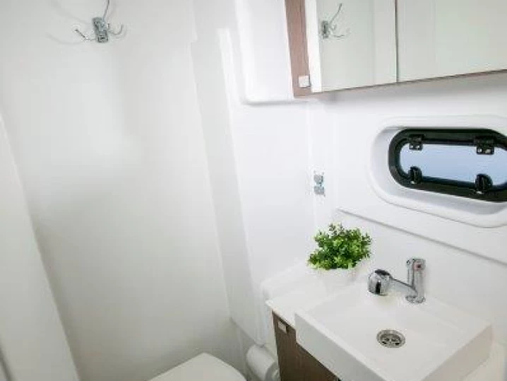 Pronájem lodi Bali Bali 4.1 v Piso Livadi na Samboatu