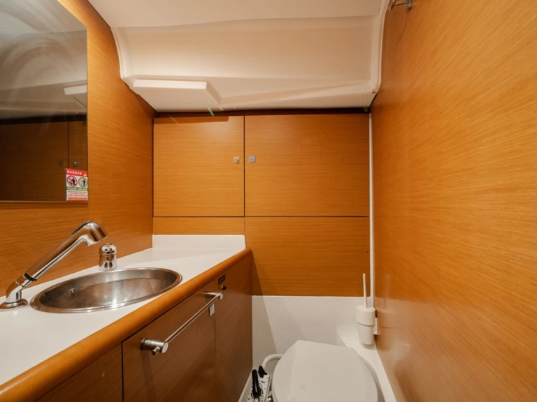 Pronájem Plachetnice v Lavrio -Jeanneau Sun Odyssey 409