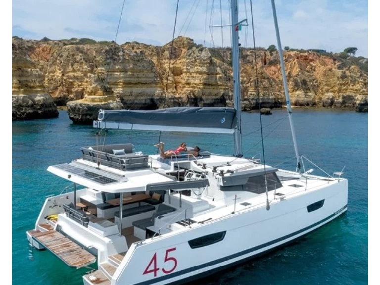 Pronájem lodi Fountaine Pajot Elba 45 v Hyeres na Samboatu