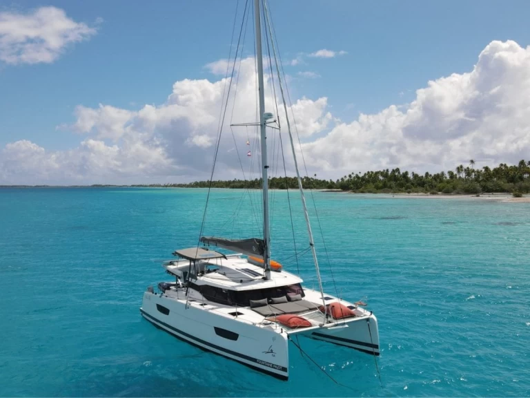 Pronajmout si Fountaine Pajot Isla 40 v Pointe-à-Pitre