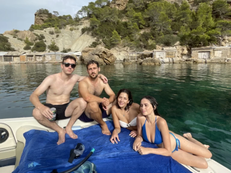 Pronájem jachty v Sant Antoni de Portmany -Sea Ray Sea Ray 220 Select na Samboatu